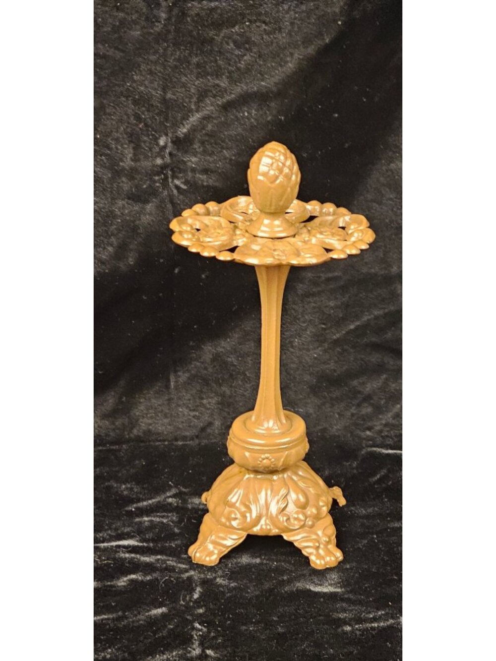 Vintage Brass-Colored Ornate Metal Stand With Floral Design 6" Tall 3.5" Wide De